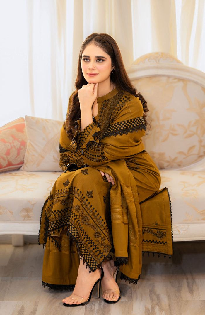 LIBASS MUSTERD DHANK EMBROIDERD UNSTICHED 3pc DHANAK EMBROIDERED SHAWL (WA-650)