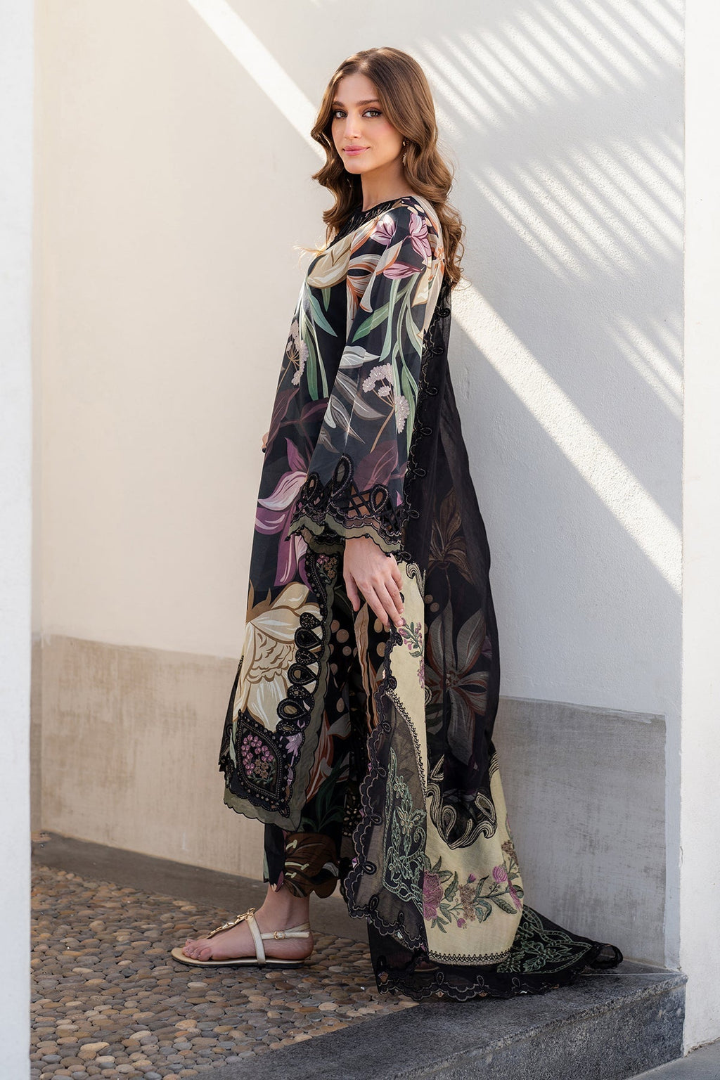 Baroque Print Embroidered Lawn 3pc SL-3050